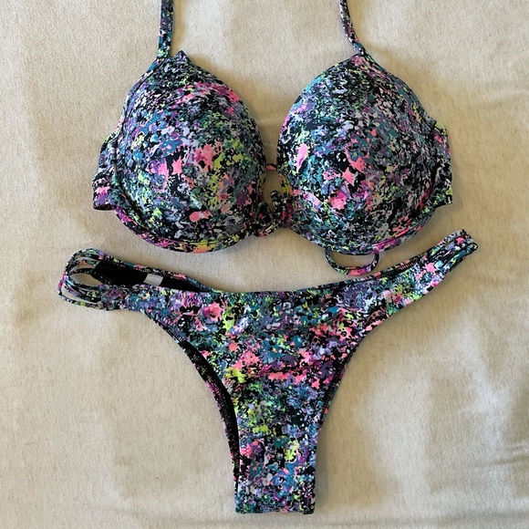 Victoria's Secret Other - VS black base multicolor bikini